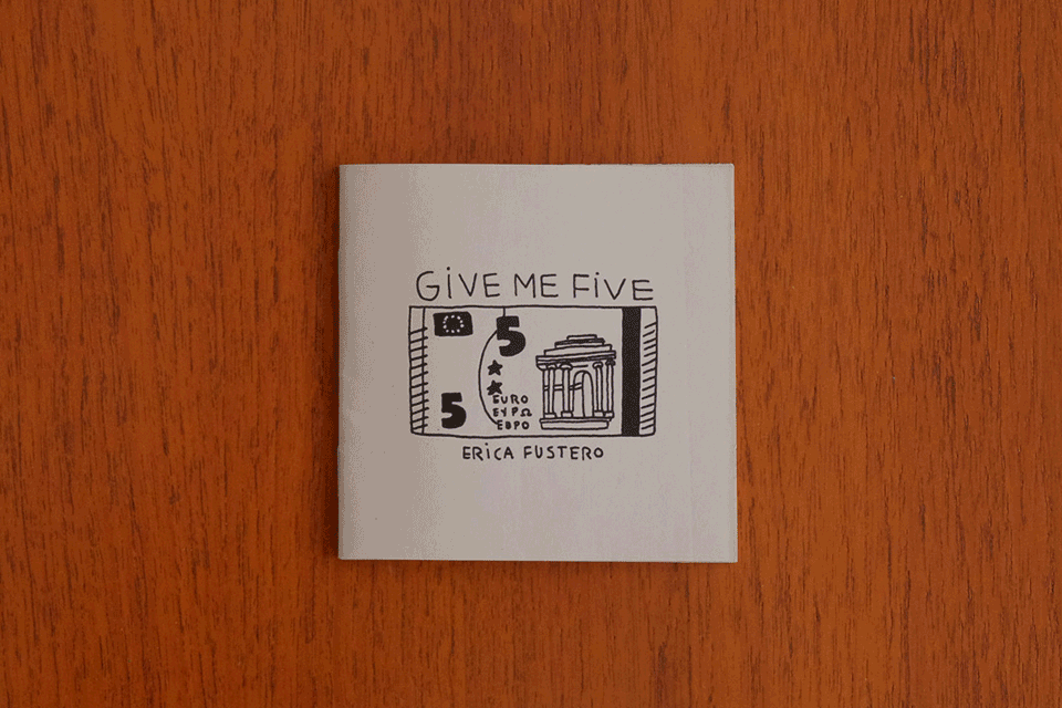 Gif animado mostrando los tres fanzines de los que hablo.
Animated GIF showing the three fanzines I'm talking about.